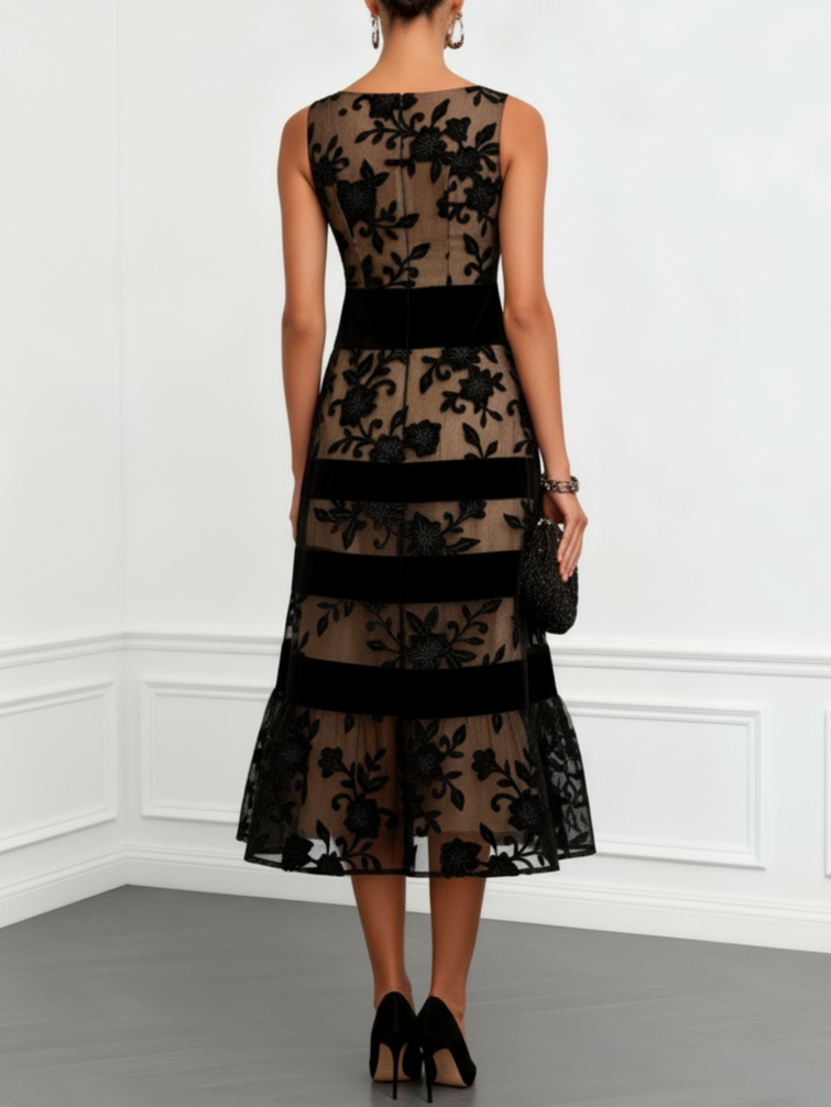 Robe Midi A-Line Sans Manches en Résille Noire avec Fleurs