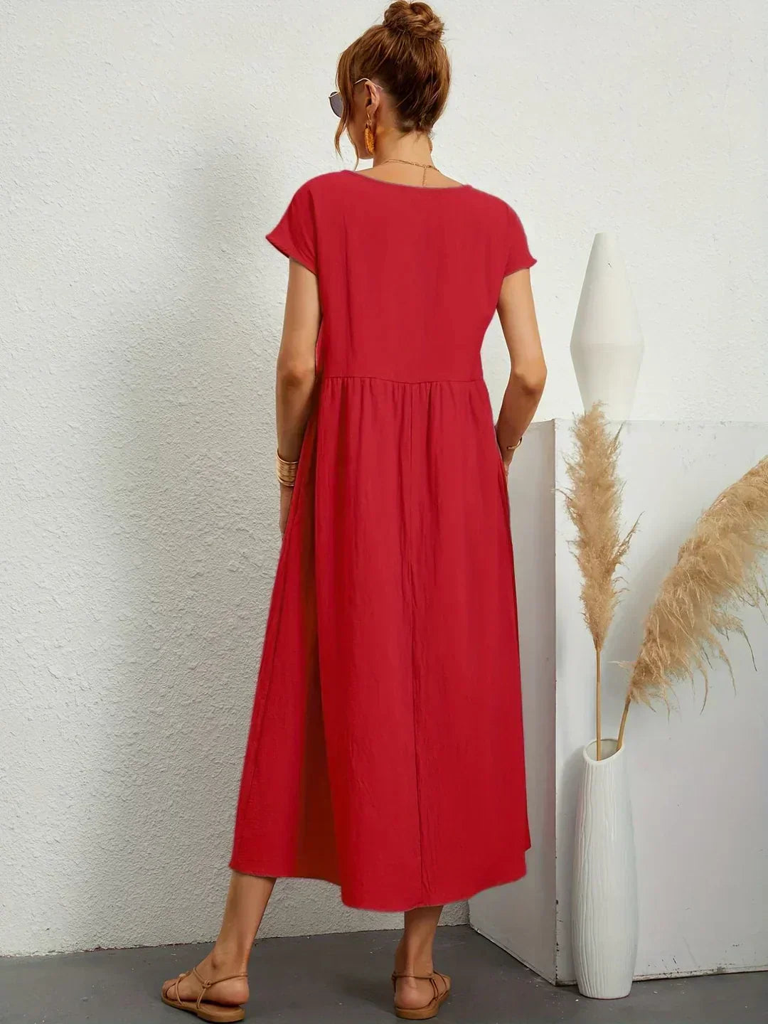 Gabriela | Robe Mi-Longue Fluide d'Élégance Intemporelle™