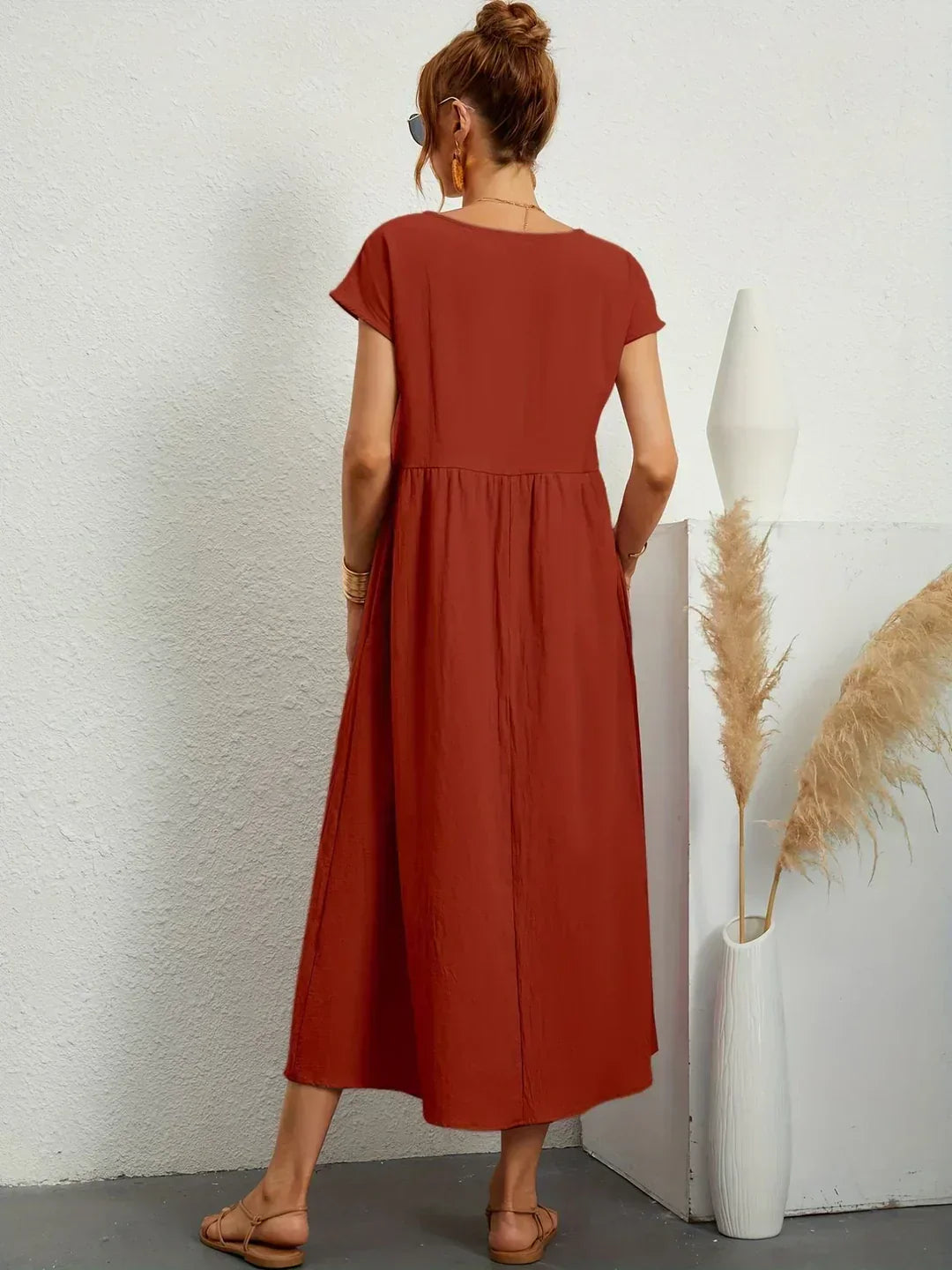 Gabriela | Robe Mi-Longue Fluide d'Élégance Intemporelle™