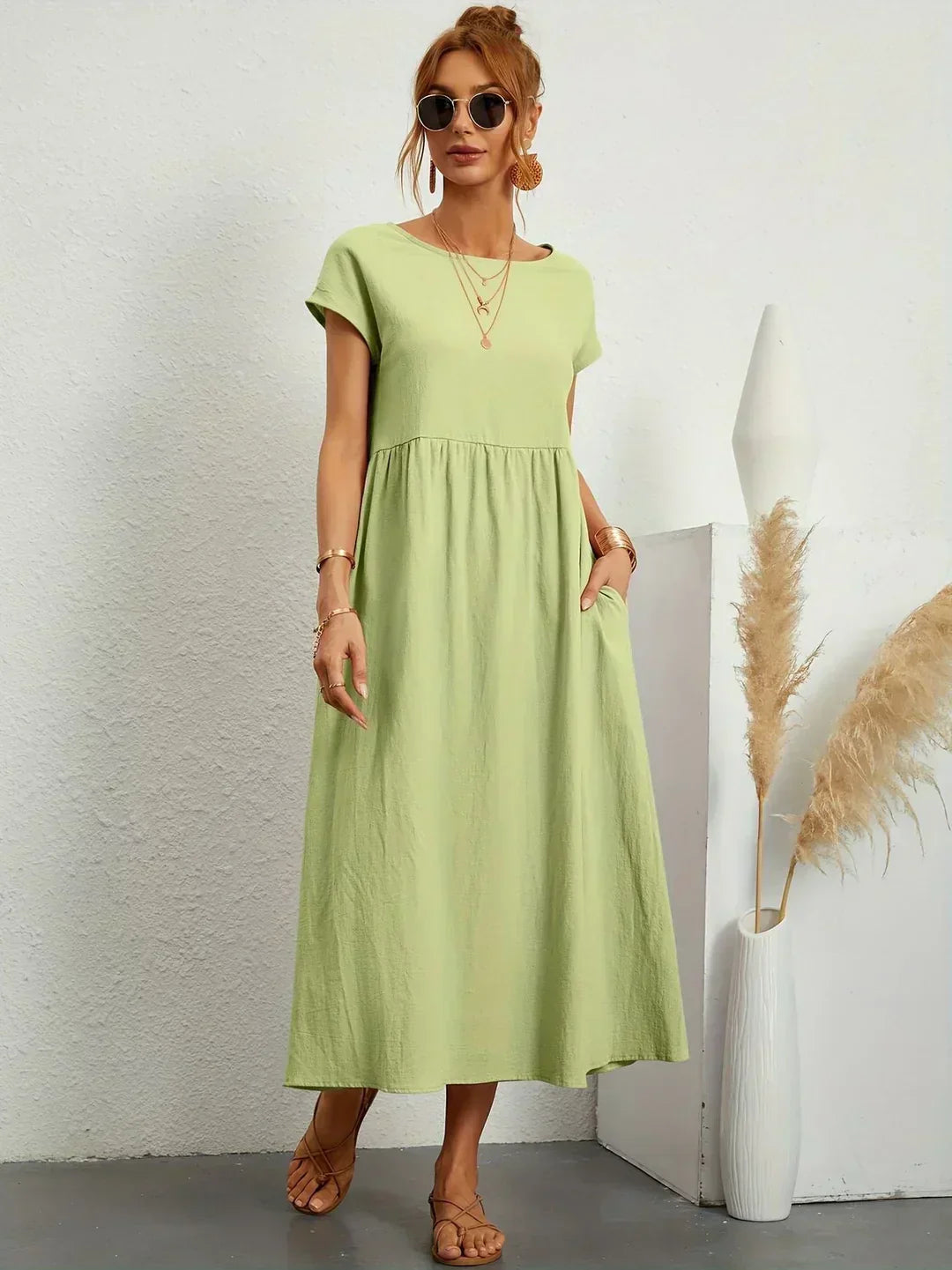 Gabriela | Robe Mi-Longue Fluide d'Élégance Intemporelle™