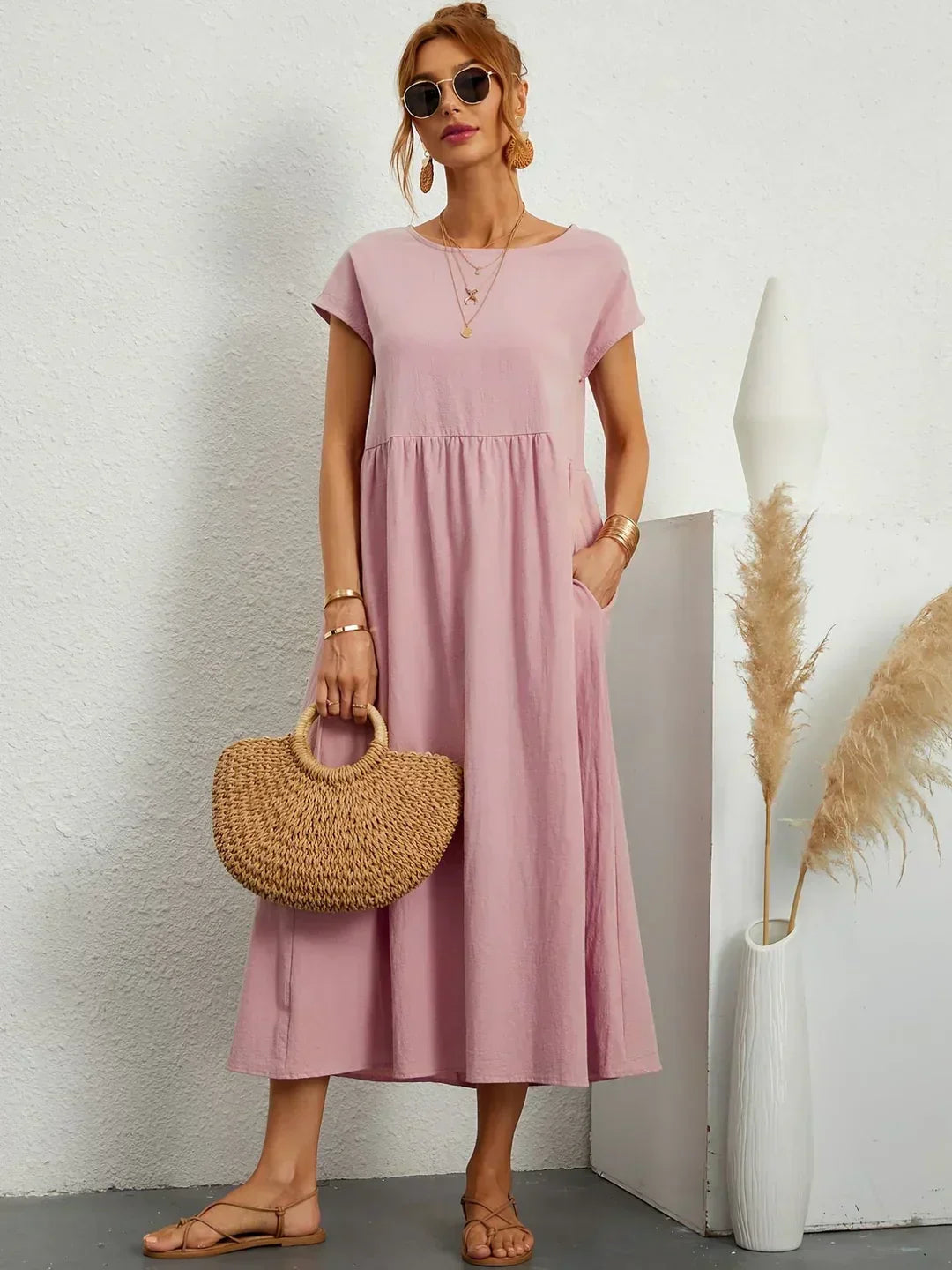Gabriela | Robe Mi-Longue Fluide d'Élégance Intemporelle™