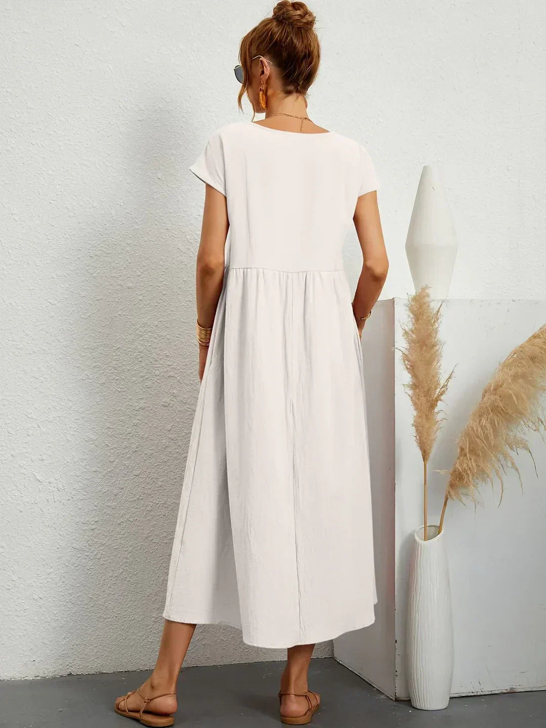Gabriela | Robe Mi-Longue Fluide d'Élégance Intemporelle™