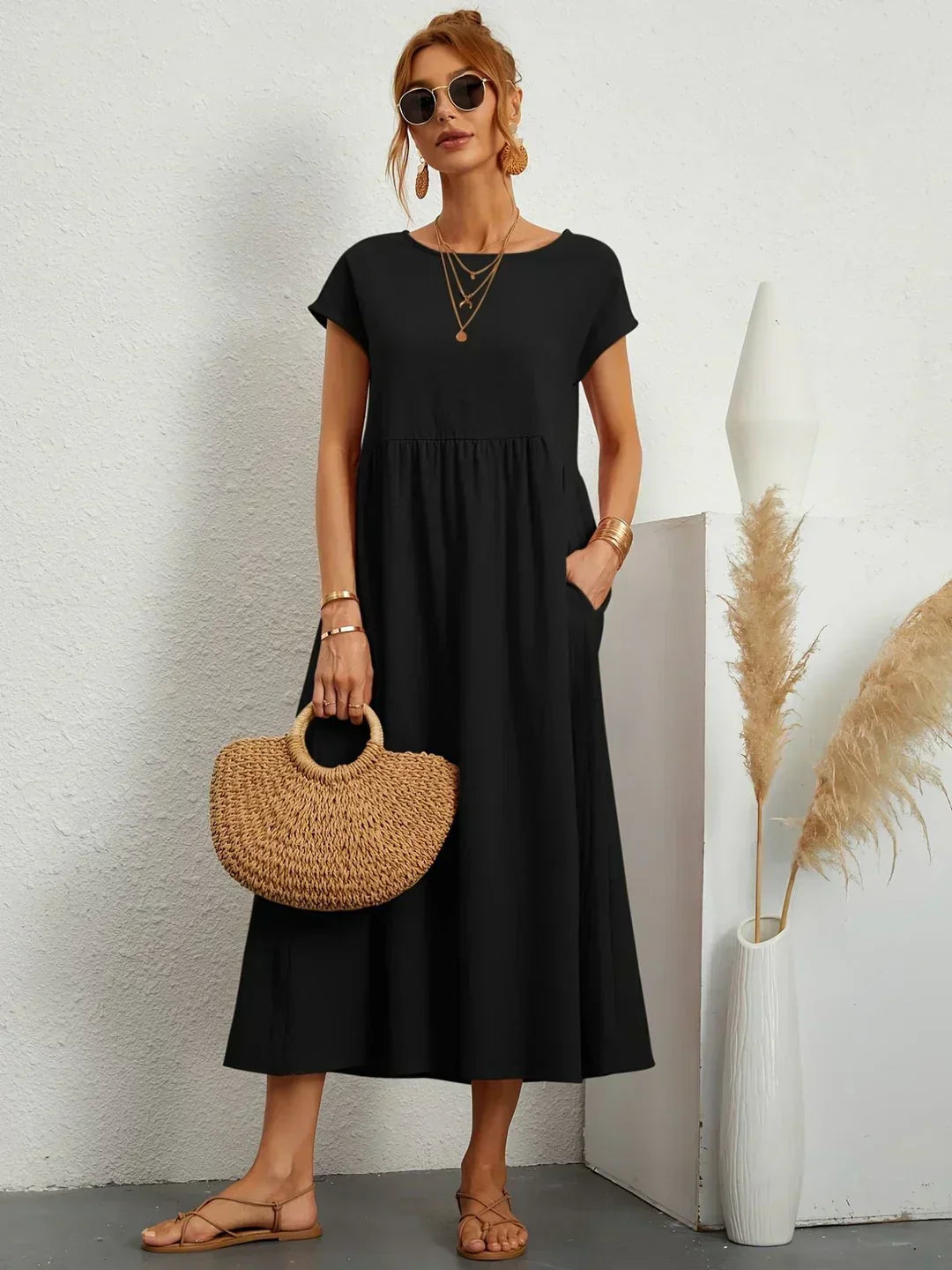 Gabriela | Robe Mi-Longue Fluide d'Élégance Intemporelle™
