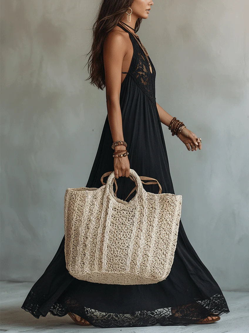 Robe Maxi Noire Sans Manches avec Dentelle Bohème
