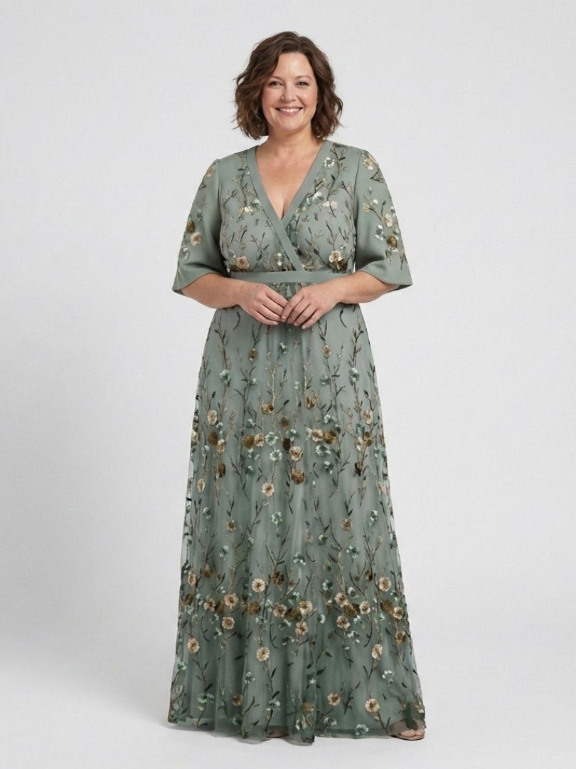 Melodi – Longue robe fleurie à col en V